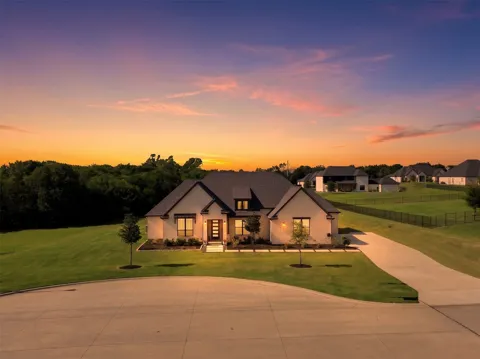 126 Buchanan Court