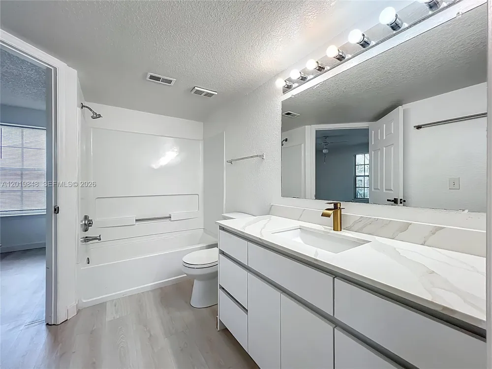 2225 Metropolitan Way #1225 Orlando, FL 32839