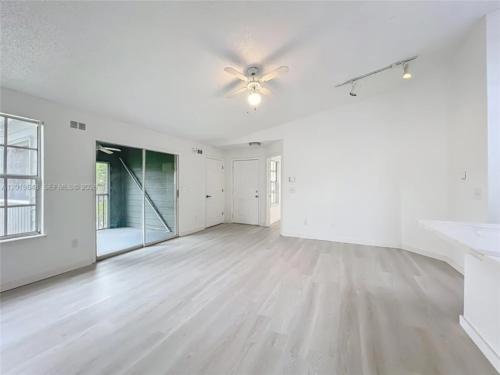 2225 Metropolitan Way #1225 Orlando, FL 32839