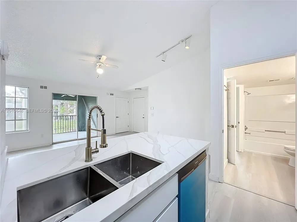 2225 Metropolitan Way #1225 Orlando, FL 32839