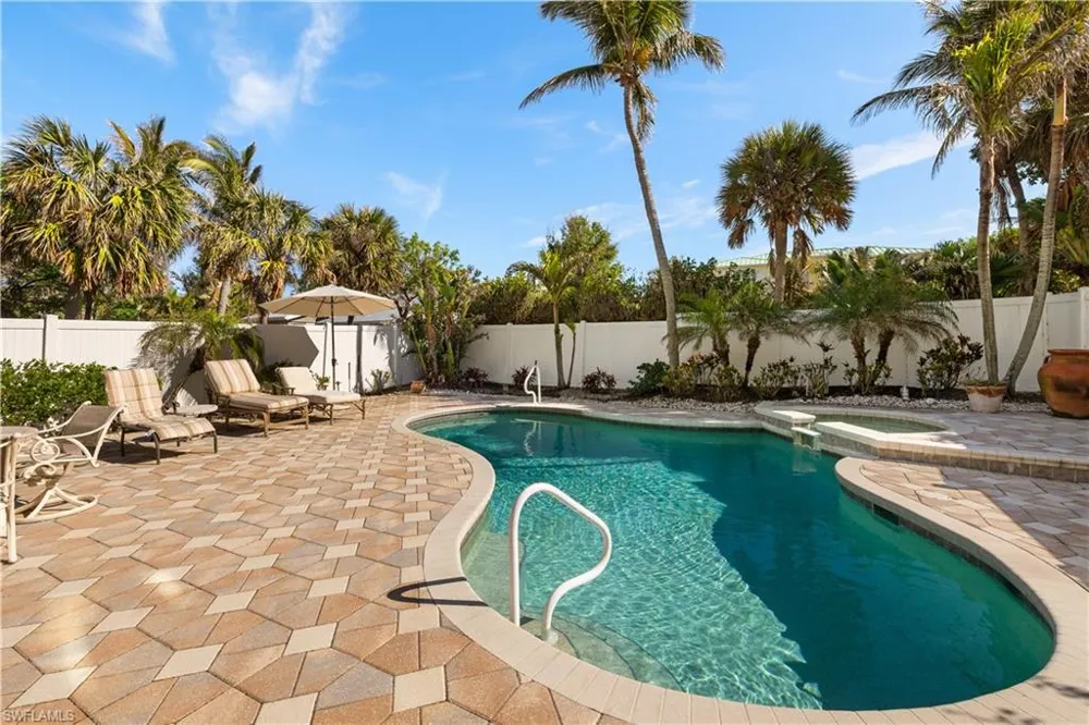 15899 Captiva Drive Captiva, FL 33924