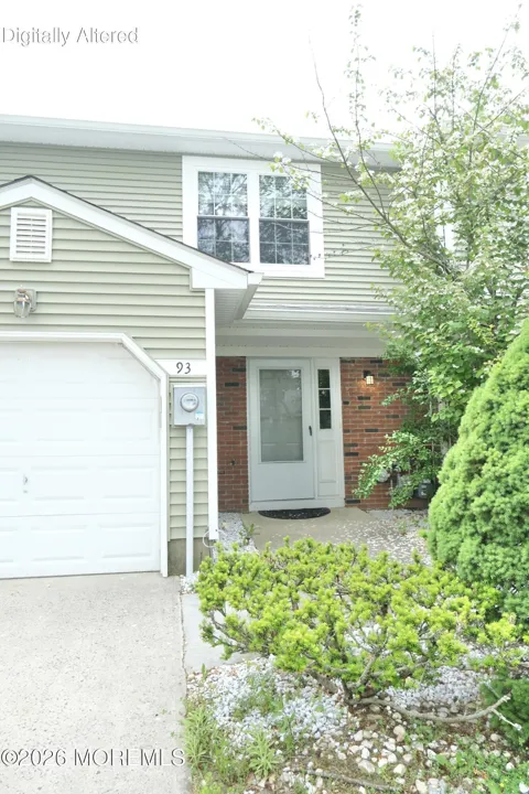 93 Oak Lane