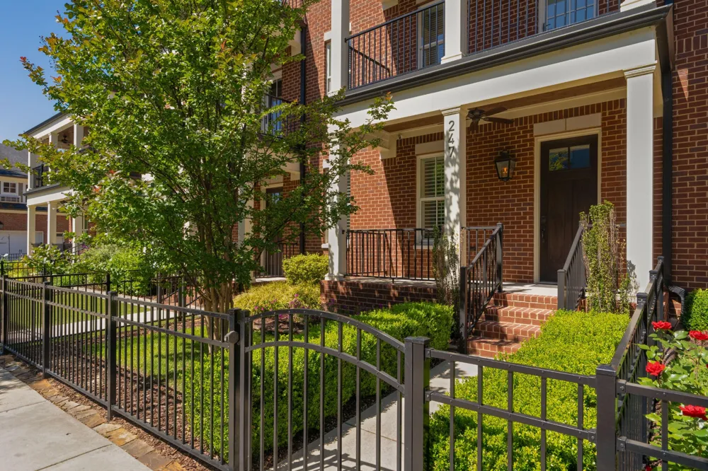 247 Walnut Street Chattanooga, TN 37403