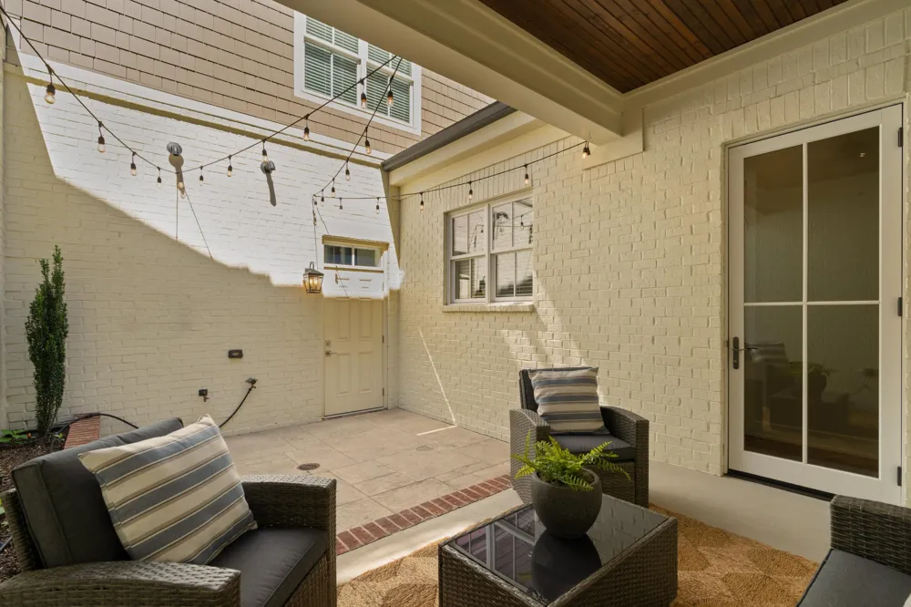 247 Walnut Street Chattanooga, TN 37403