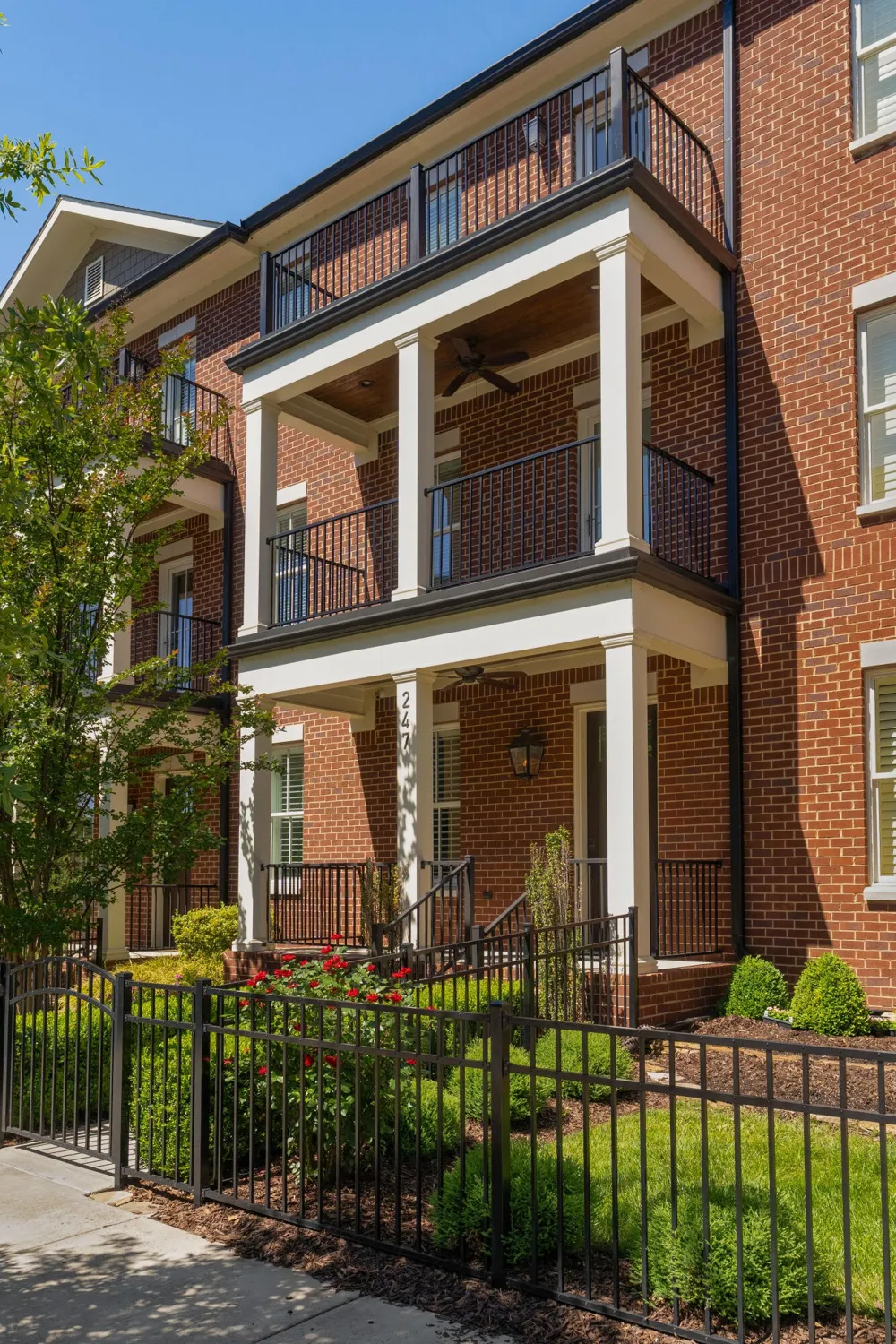 247 Walnut Street Chattanooga, TN 37403