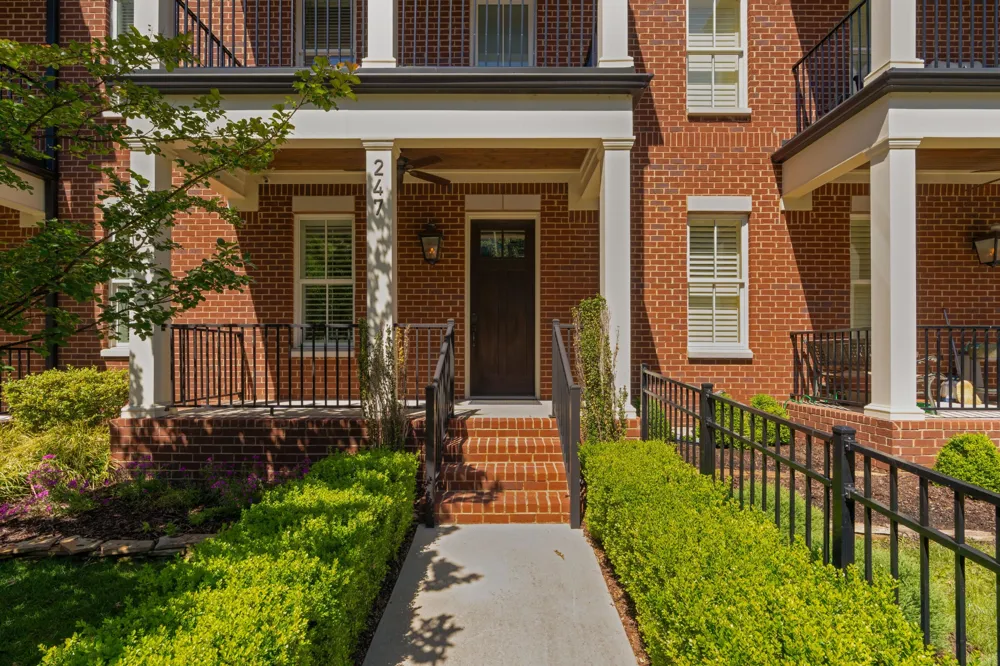 247 Walnut Street Chattanooga, TN 37403