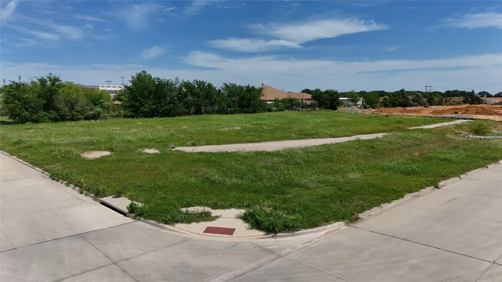 Highmeadow Drive Aubrey, TX 76227