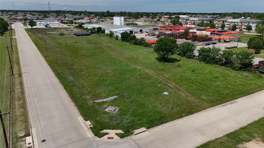 Highmeadow Drive Aubrey, TX 76227