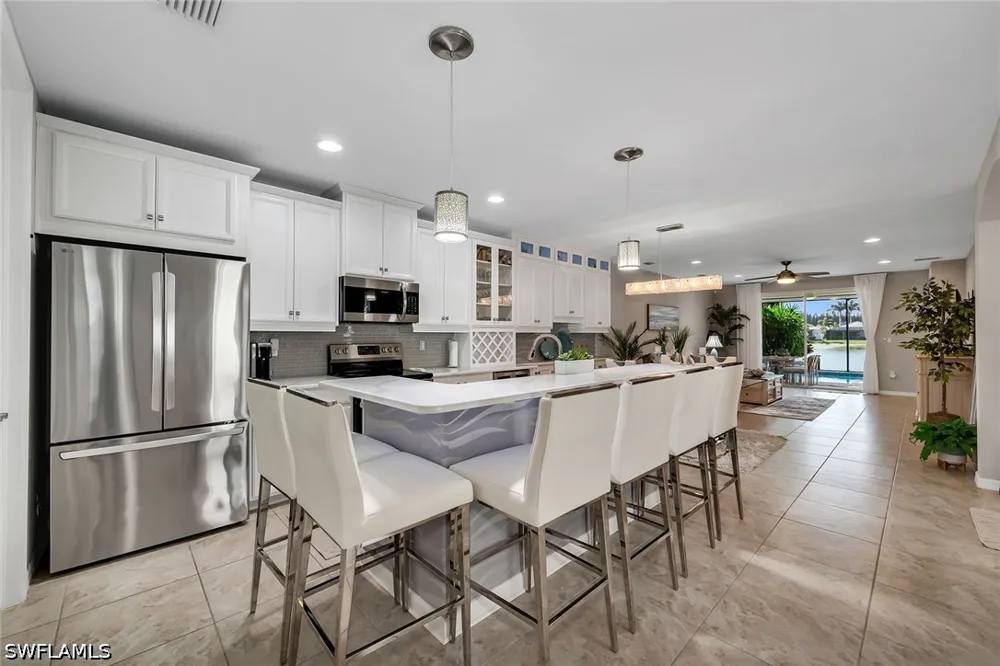 Edgewater Circle Naples, FL 34114
