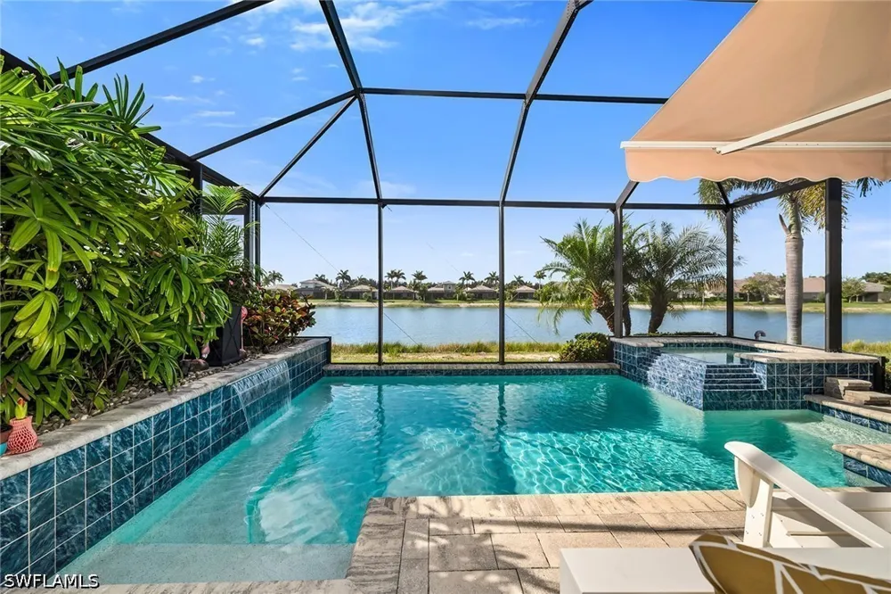 Edgewater Circle Naples, FL 34114