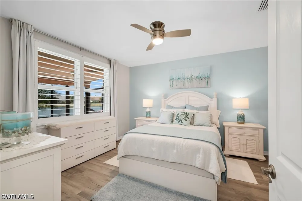 Edgewater Circle Naples, FL 34114