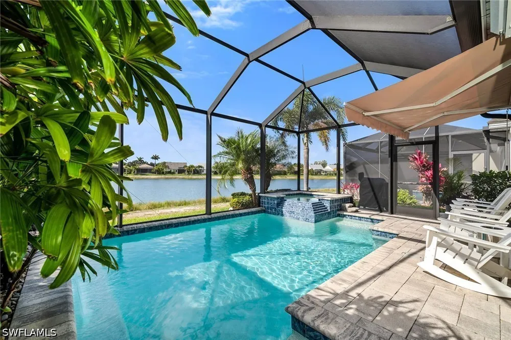 Edgewater Circle Naples, FL 34114