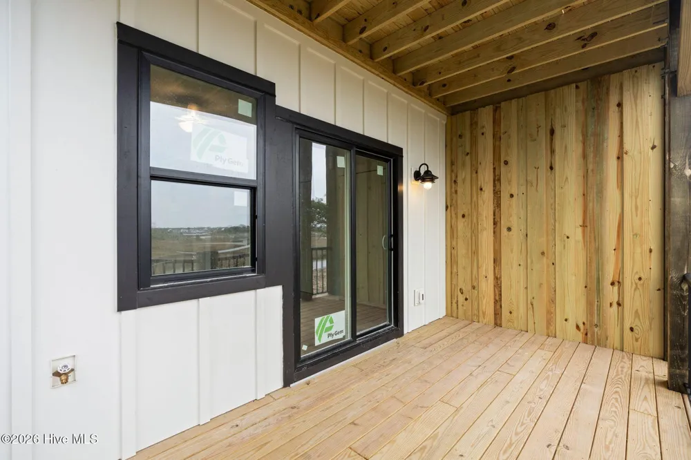 721 New River Drive #B Surf City, NC 28445