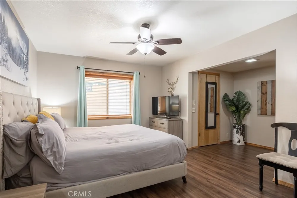 42401 Avalon Road Big Bear Lake, CA 92315