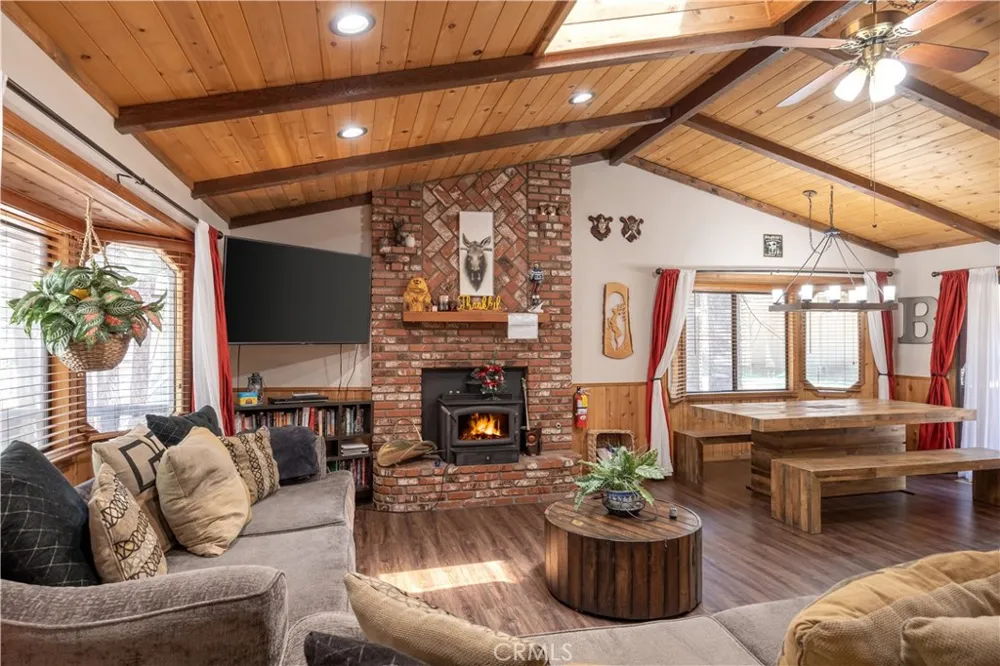 42401 Avalon Road Big Bear Lake, CA 92315
