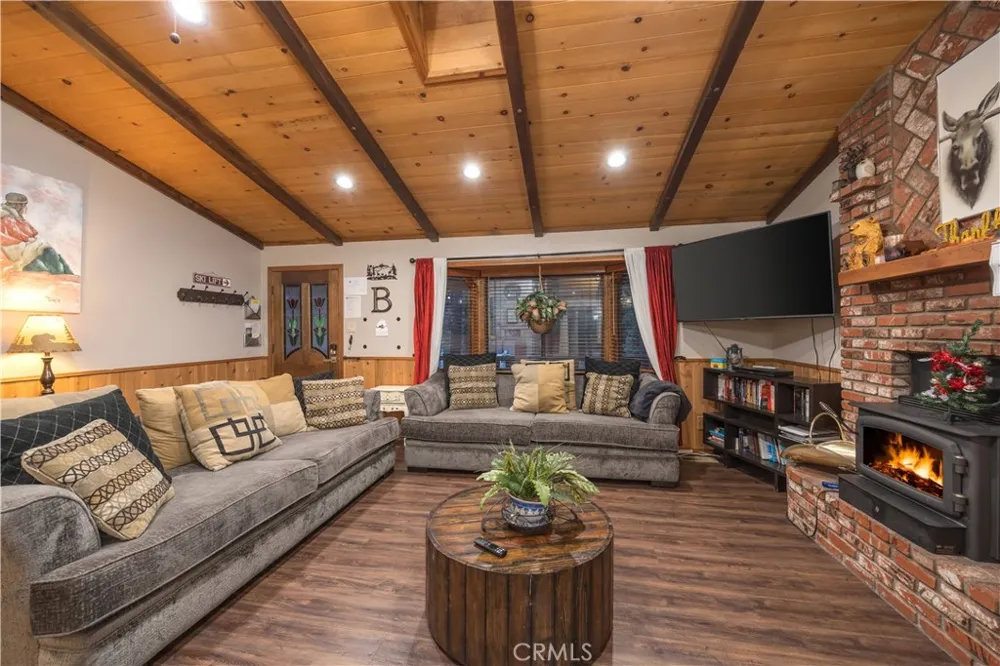 42401 Avalon Road Big Bear Lake, CA 92315