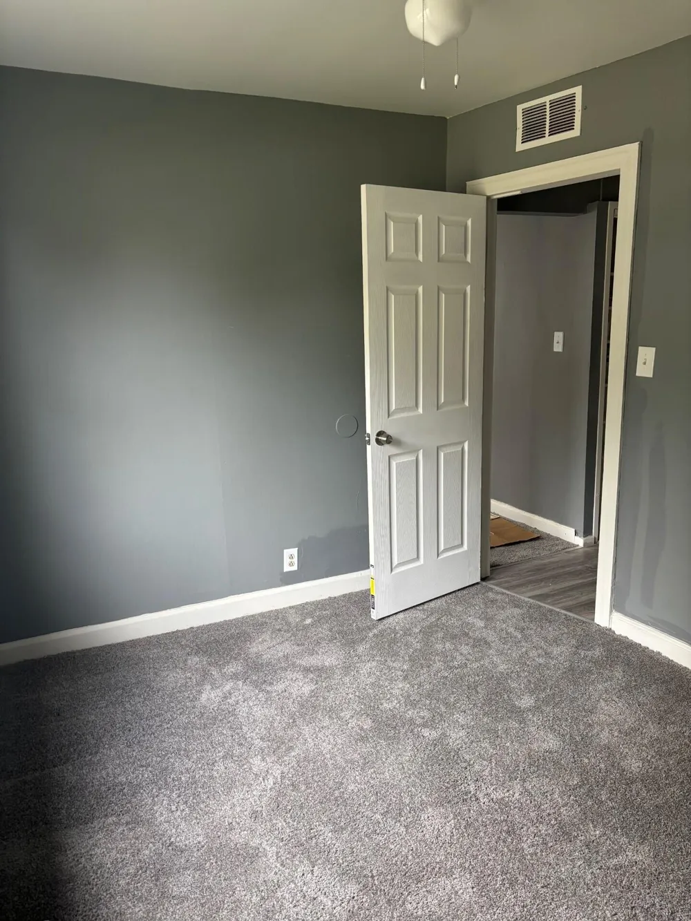 7028 Yacht Avenue Warren, MI 48091