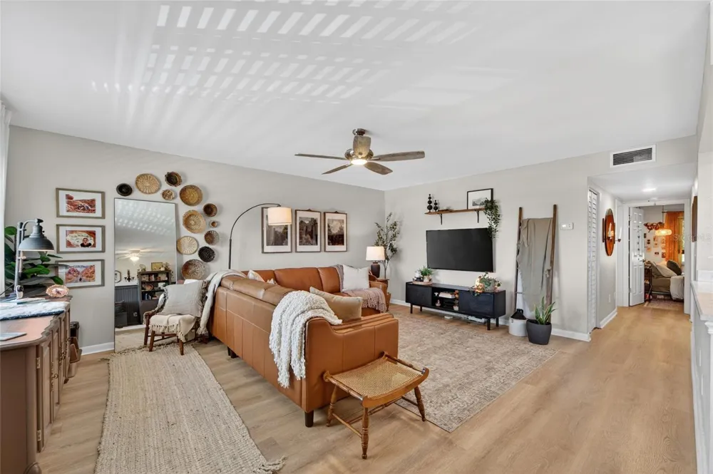 8039 GARDEN DRIVE #205 Seminole, FL 33777