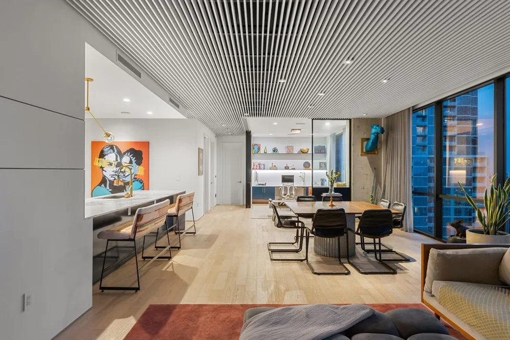 222 West Avenue #2301 Austin, TX 78701