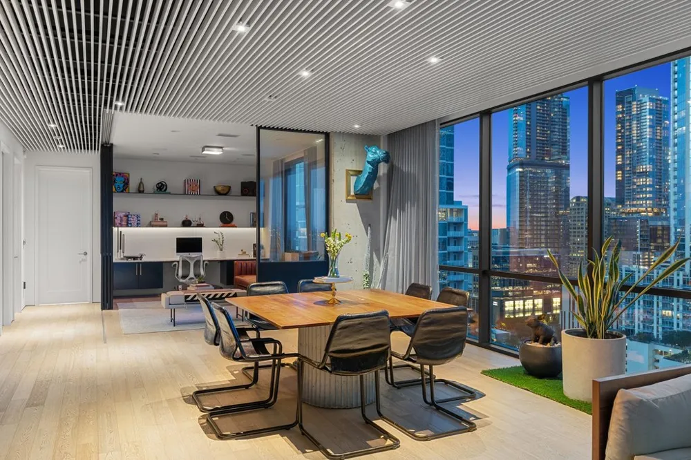 222 West Avenue #2301 Austin, TX 78701