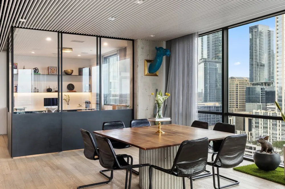 222 West Avenue #2301 Austin, TX 78701