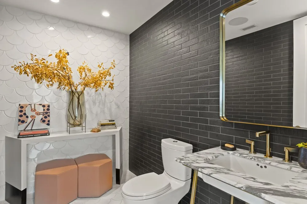 222 West Avenue #2301 Austin, TX 78701