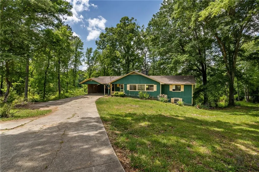 3873 Paul Samuel Road NW Kennesaw, GA 30152