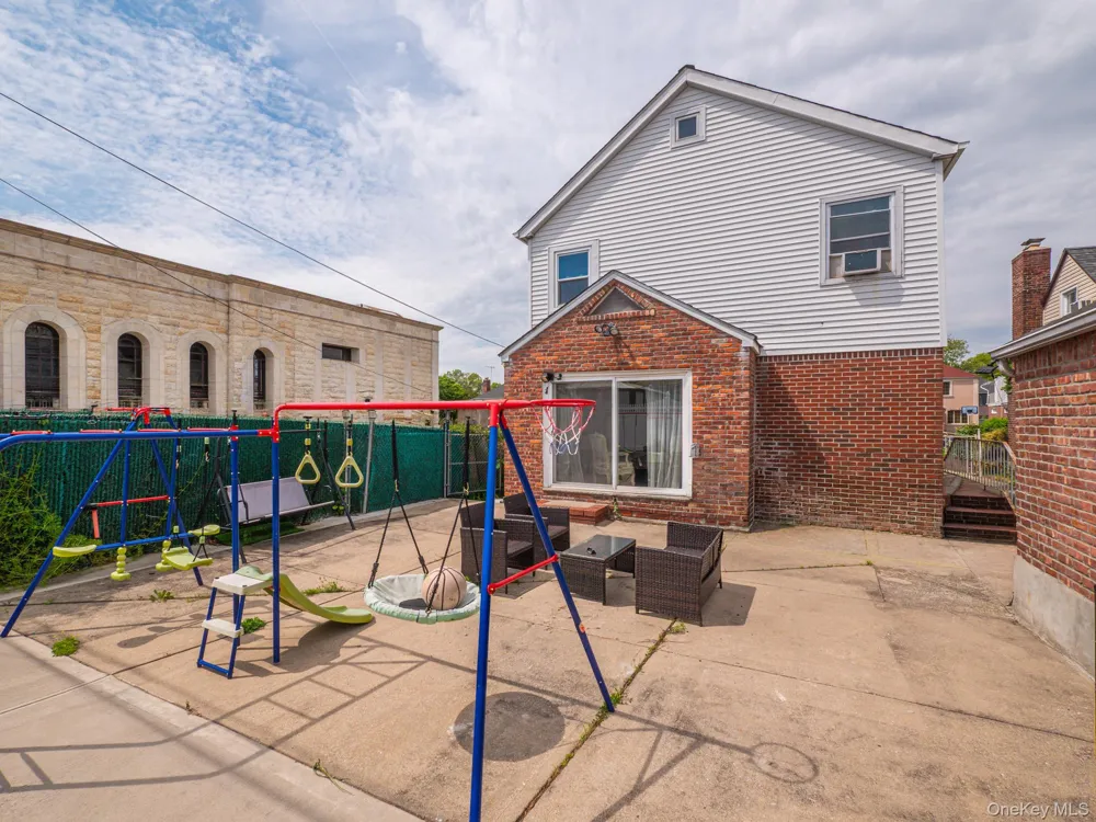 75-75 180th Street Fresh Meadows, NY 11366