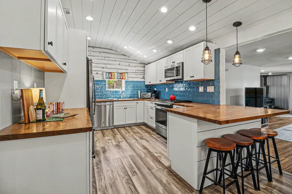 7075 Poplar Road Free Soil, MI 49411