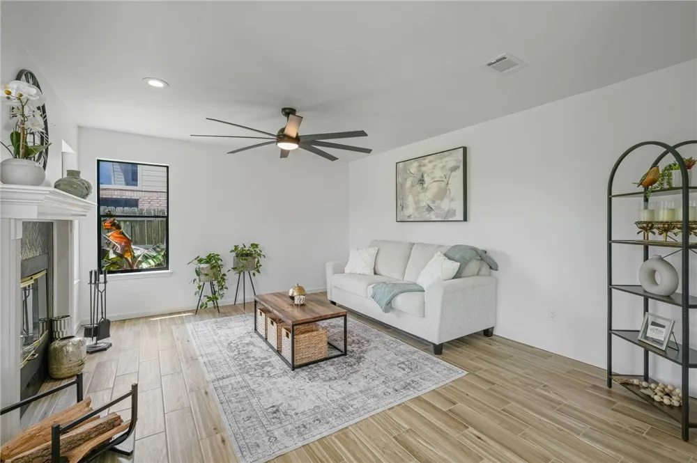 5025 Queens Court Corpus Christi, TX 78413