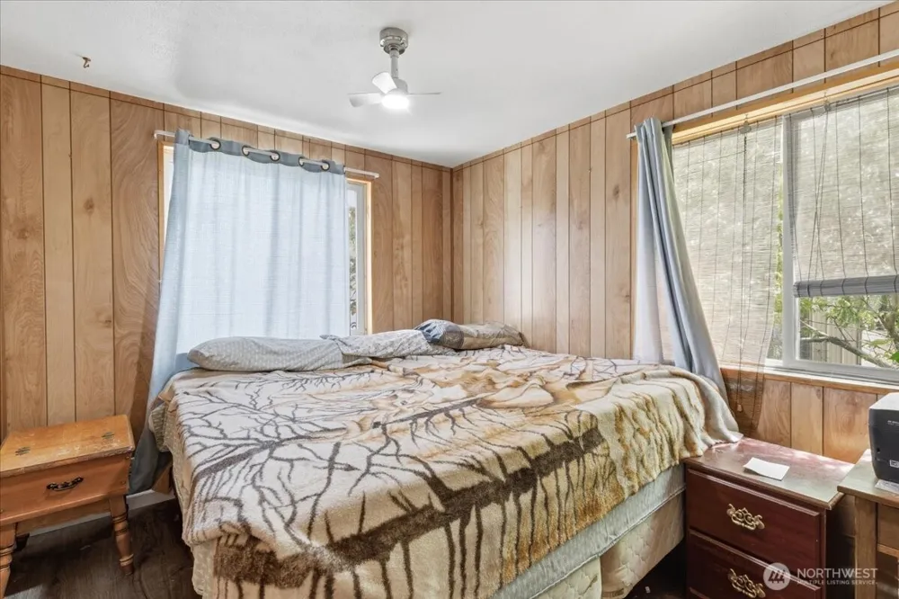 118 Coulee Boulevard Electric City, WA 99123