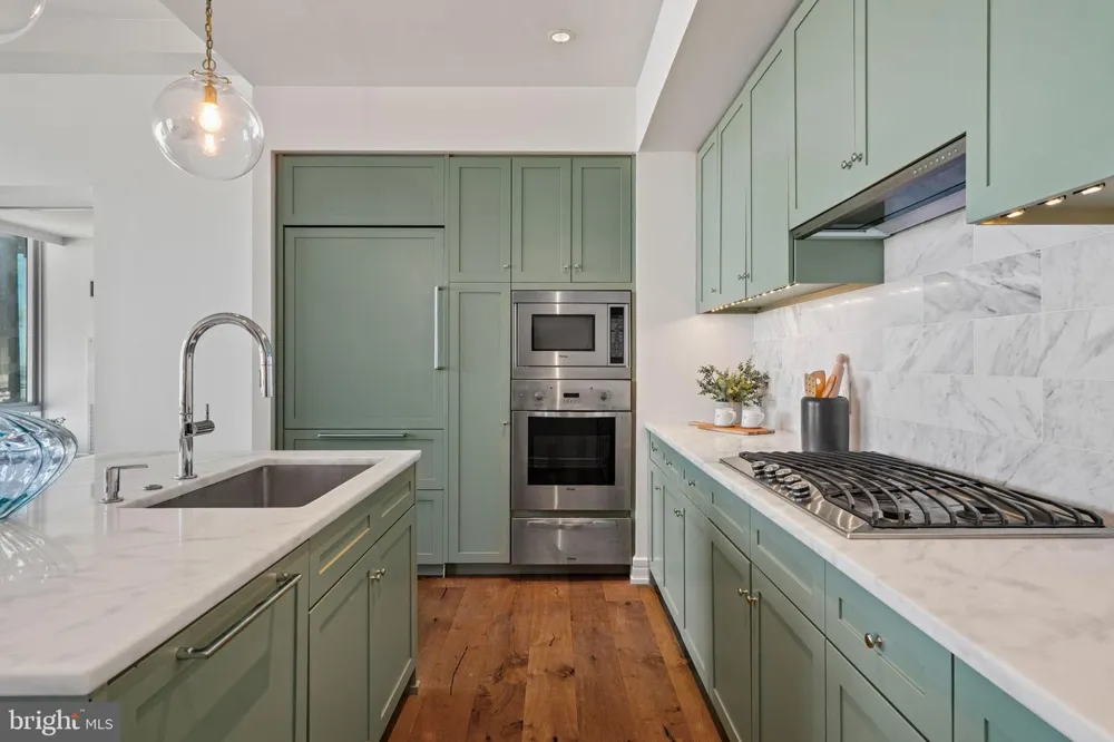 1414 S PENN SQUARE #29CDE Philadelphia, PA 19102