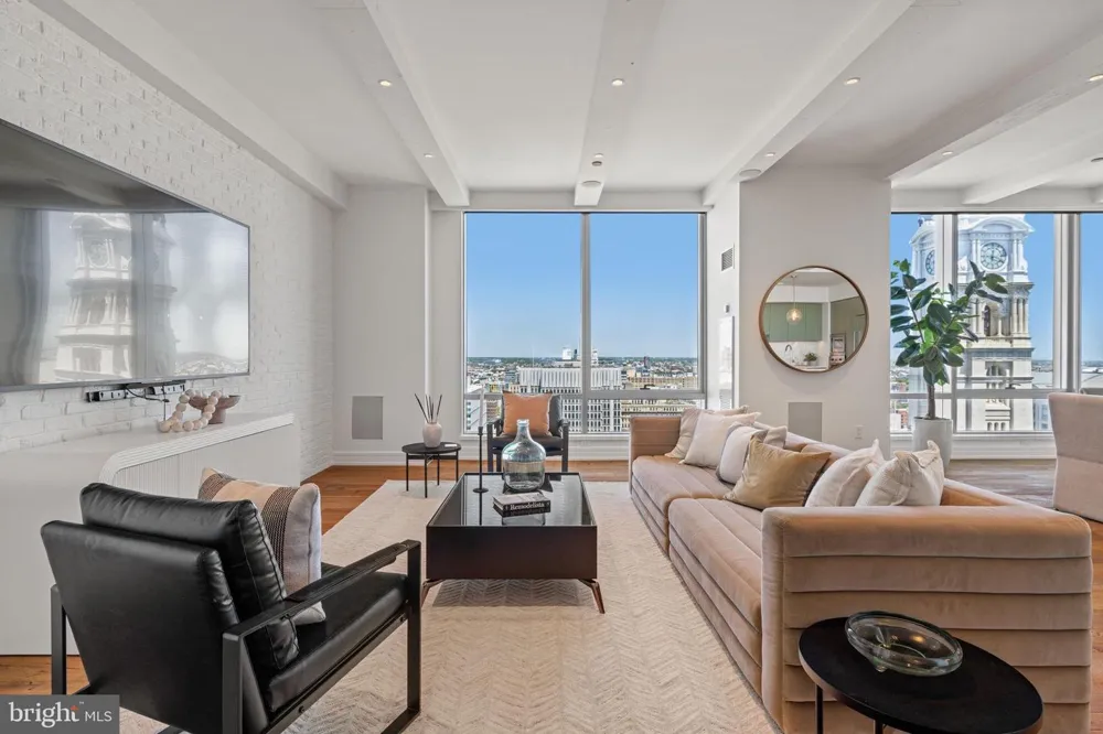 1414 S PENN SQUARE #29CDE Philadelphia, PA 19102