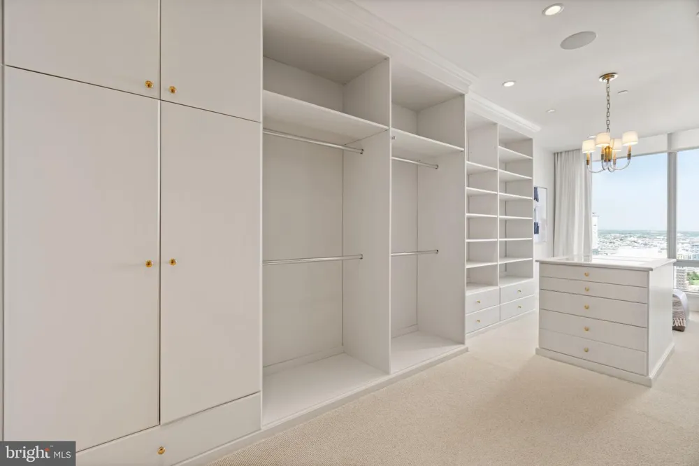 1414 S PENN SQUARE #29CDE Philadelphia, PA 19102
