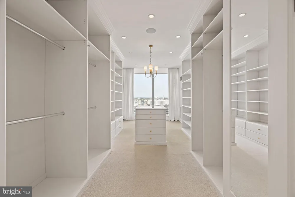 1414 S PENN SQUARE #29CDE Philadelphia, PA 19102