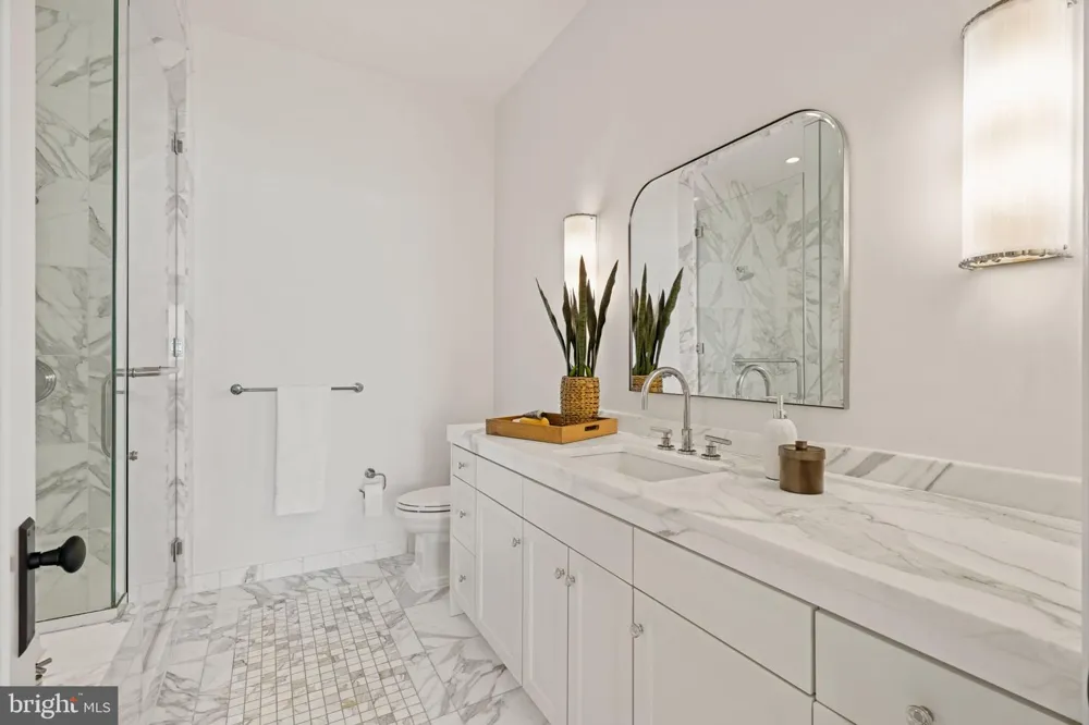 1414 S PENN SQUARE #29CDE Philadelphia, PA 19102