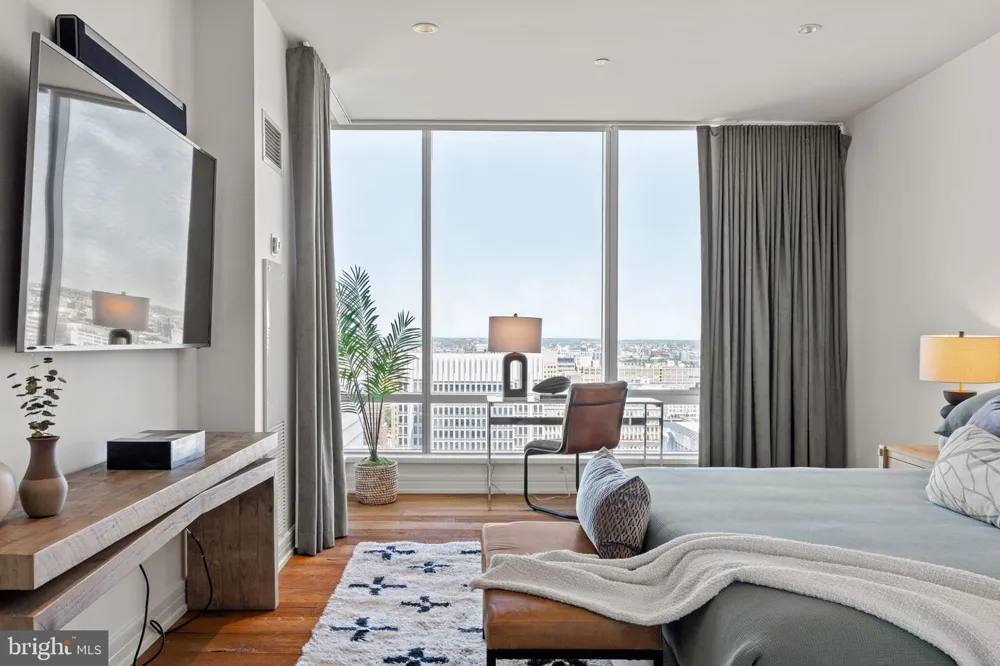 1414 S PENN SQUARE #29CDE Philadelphia, PA 19102