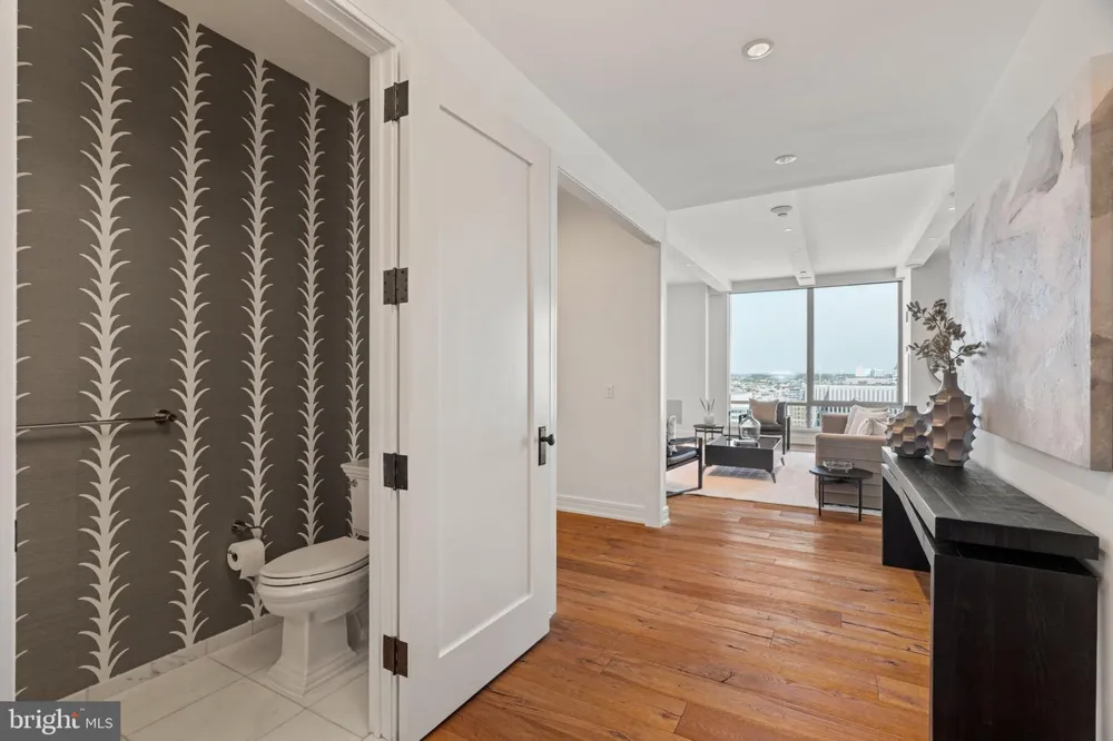1414 S PENN SQUARE #29CDE Philadelphia, PA 19102