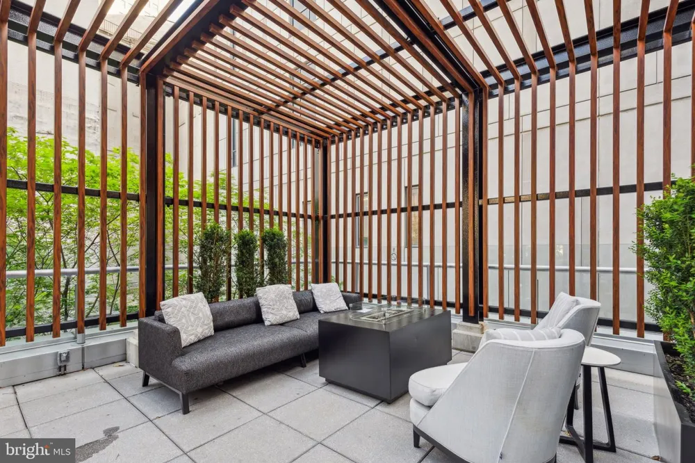 1414 S PENN SQUARE #29CDE Philadelphia, PA 19102