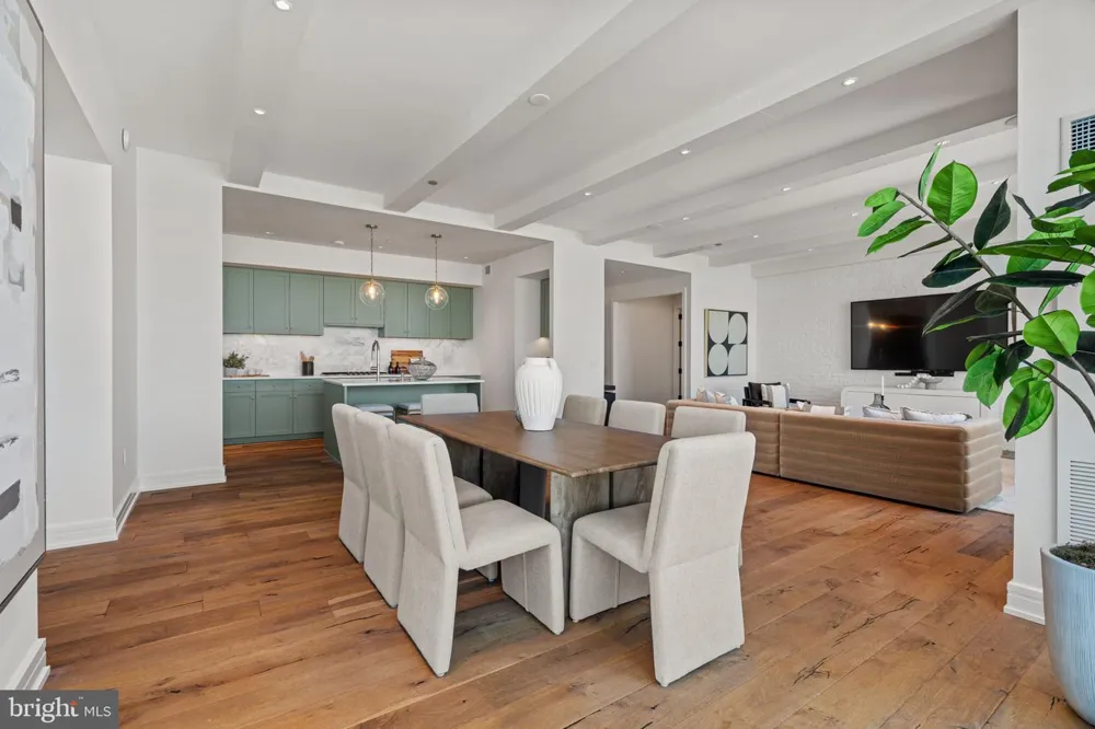 1414 S PENN SQUARE #29CDE Philadelphia, PA 19102