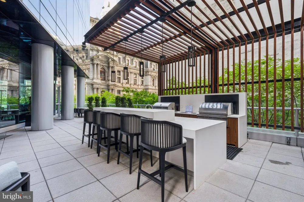 1414 S PENN SQUARE #29CDE Philadelphia, PA 19102