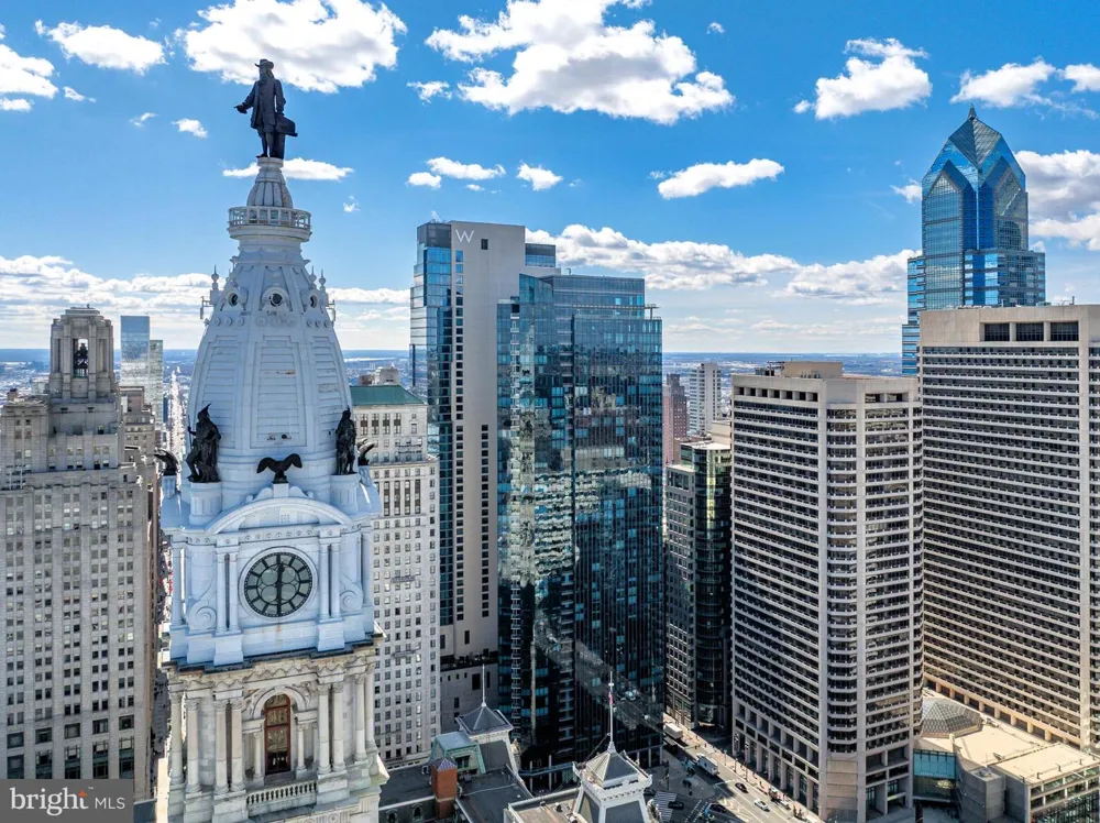 1414 S PENN SQUARE #29CDE Philadelphia, PA 19102