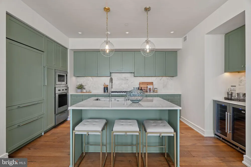 1414 S PENN SQUARE #29CDE Philadelphia, PA 19102