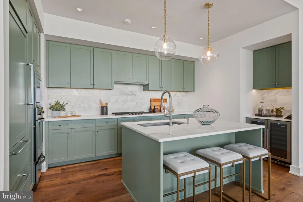 1414 S PENN SQUARE #29CDE Philadelphia, PA 19102