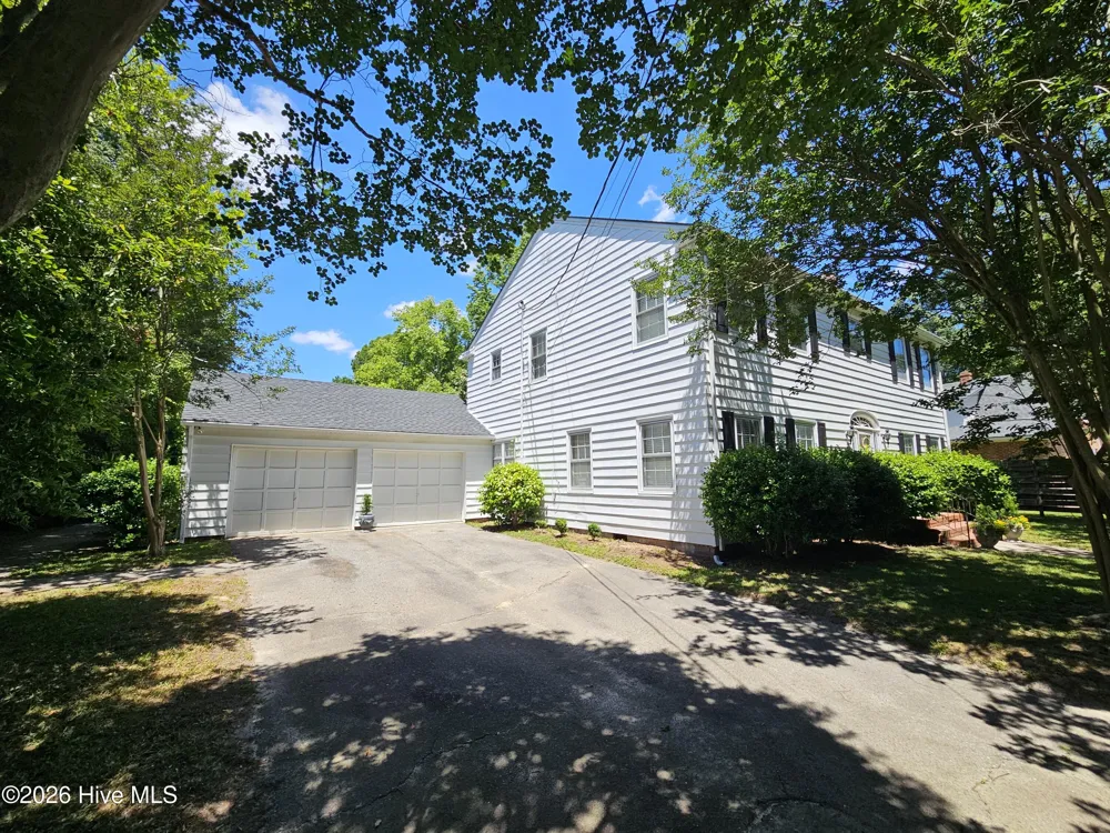 605 W Cutchin Street Clinton, NC 28328