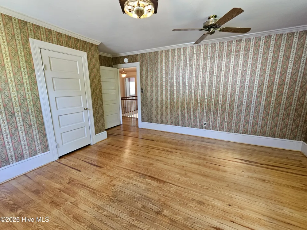 605 W Cutchin Street Clinton, NC 28328