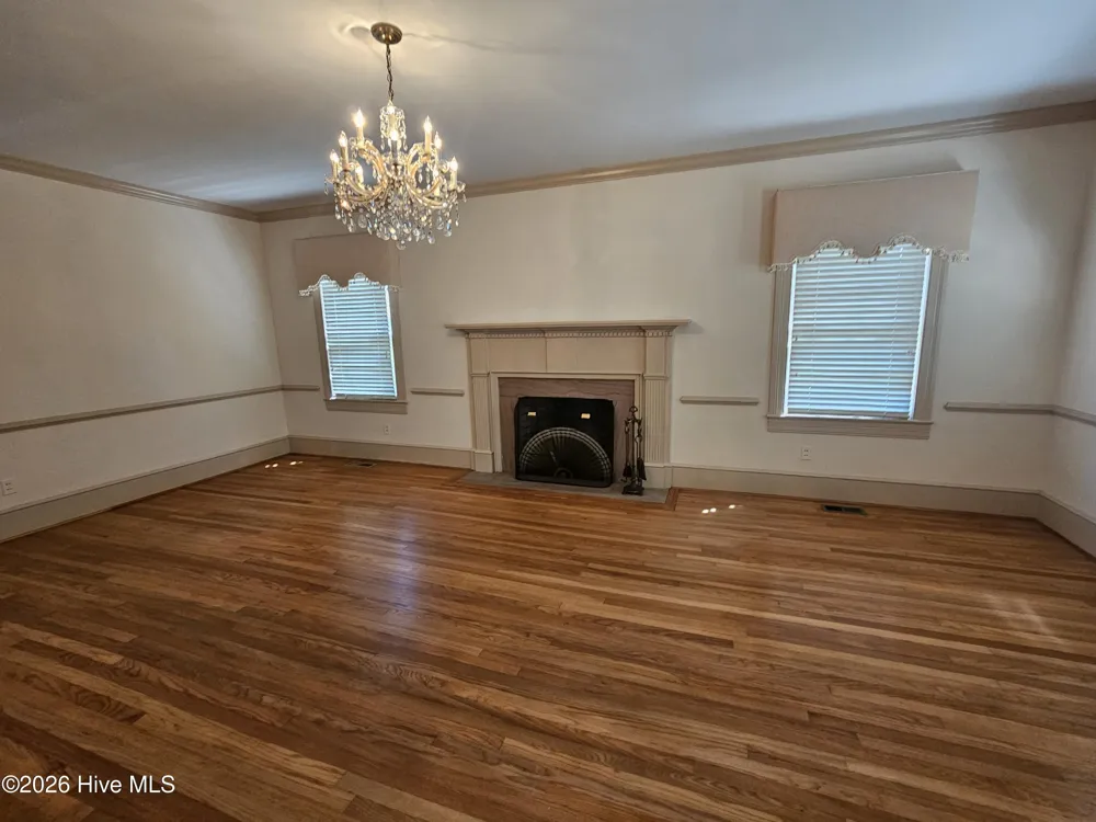 605 W Cutchin Street Clinton, NC 28328