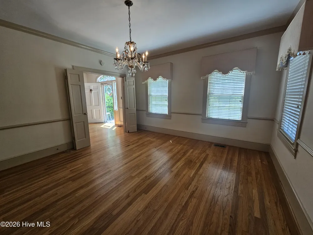 605 W Cutchin Street Clinton, NC 28328