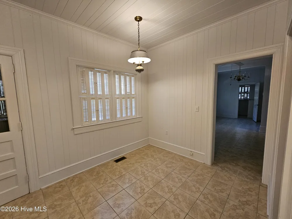 605 W Cutchin Street Clinton, NC 28328