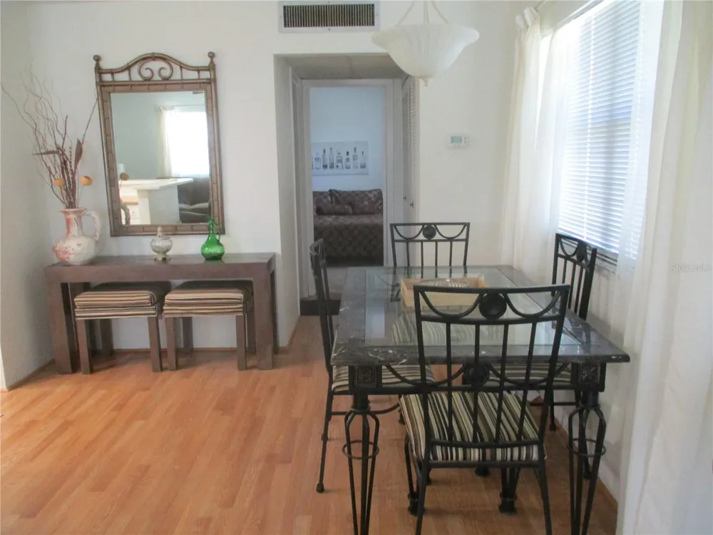 101 CAMBRIDGE TRAIL #211 Sun City Center, FL 33573